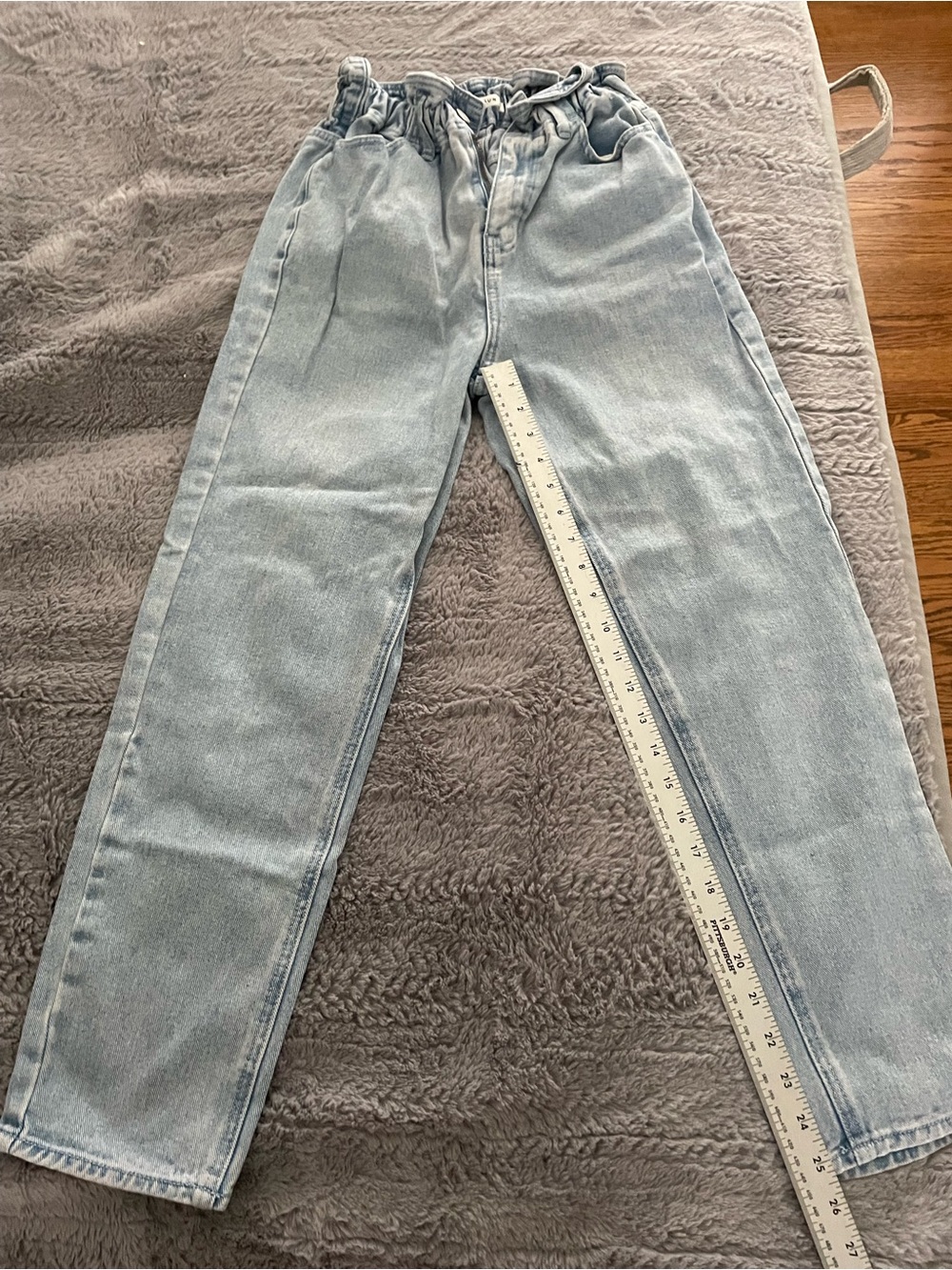 PacSun Light Wash Relaxed Paperbag Jeans